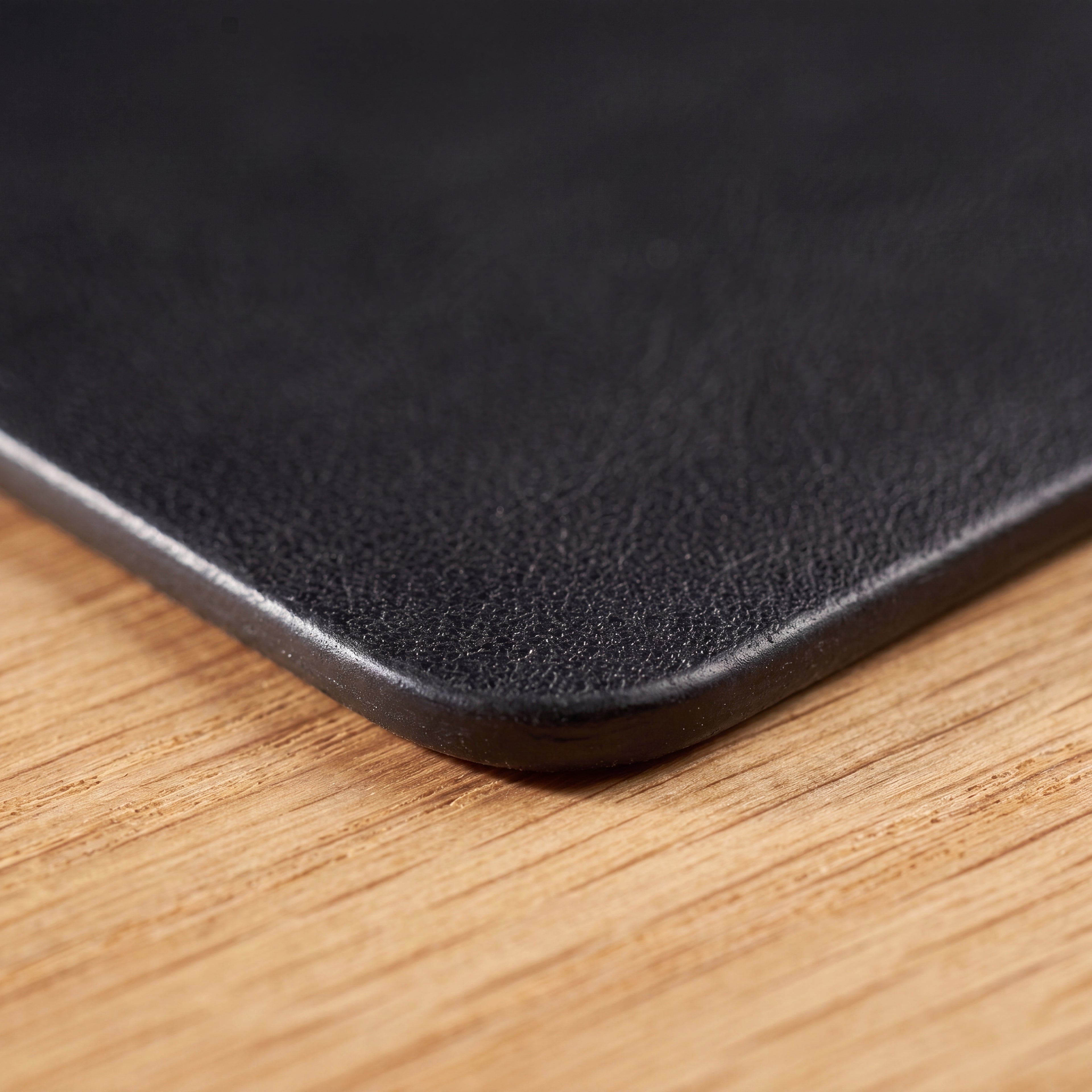 Halden™ Charging Desk Mat
